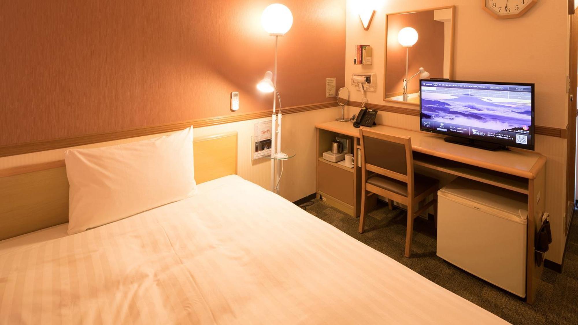 Toyoko Inn Kiryu Eki Minami Guchi Habitación foto